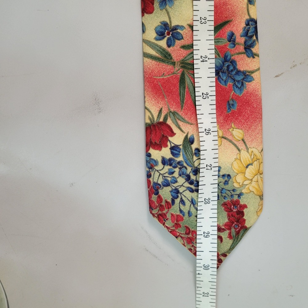 Mango Man Mens Floral Necktie Red Blue Yellow Botanical 100% Cotton Made in USA - Picture 5 of 5